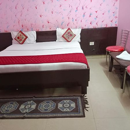Airport Hotel Pariksheet Inn 新德里 外观 照片