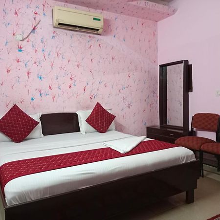Airport Hotel Pariksheet Inn 新德里 外观 照片