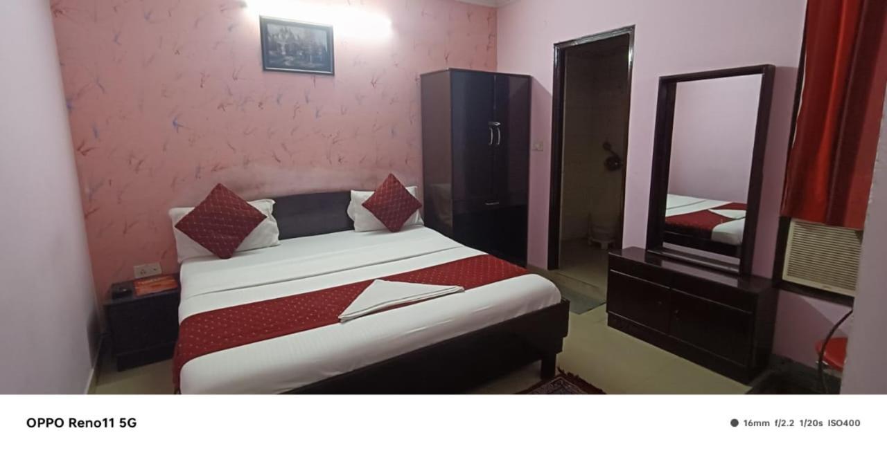 Airport Hotel Pariksheet Inn 新德里 外观 照片
